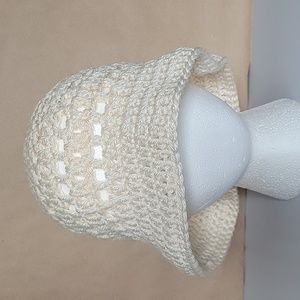 Crochet bucket hat